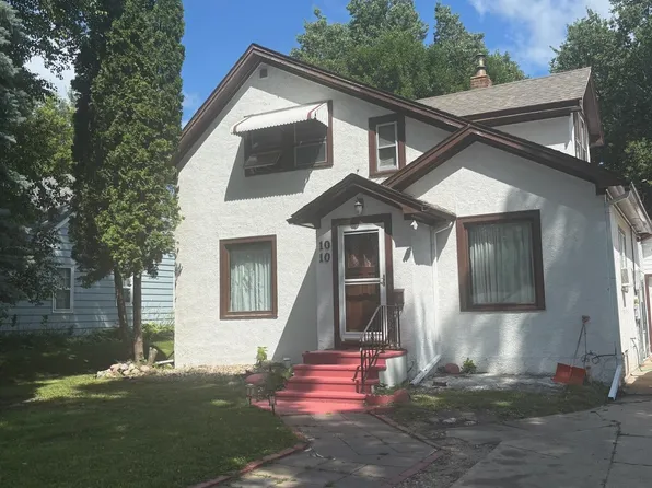 1010 Trott Ave SW, Willmar, MN 56201