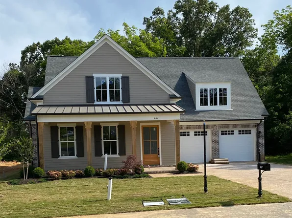 267 Mossberry Ln, Collierville, TN 38017