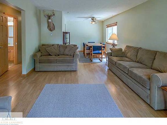 4th image of 6129 E Pollard Ave