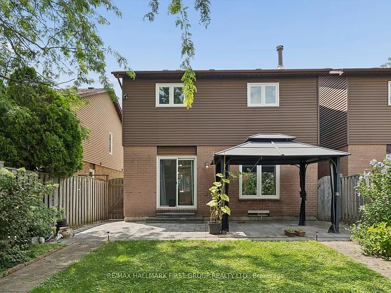 747 Stonepath Cir — Photo 38