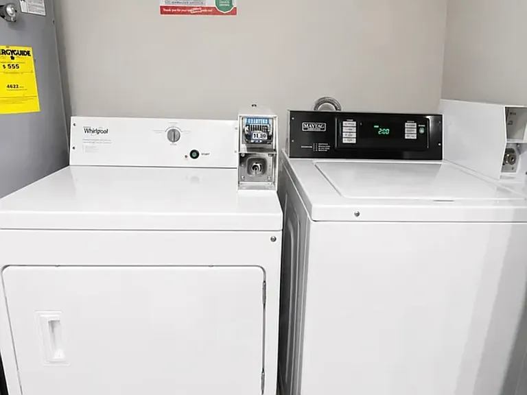 1346 Hancock St #3A — Photo 10