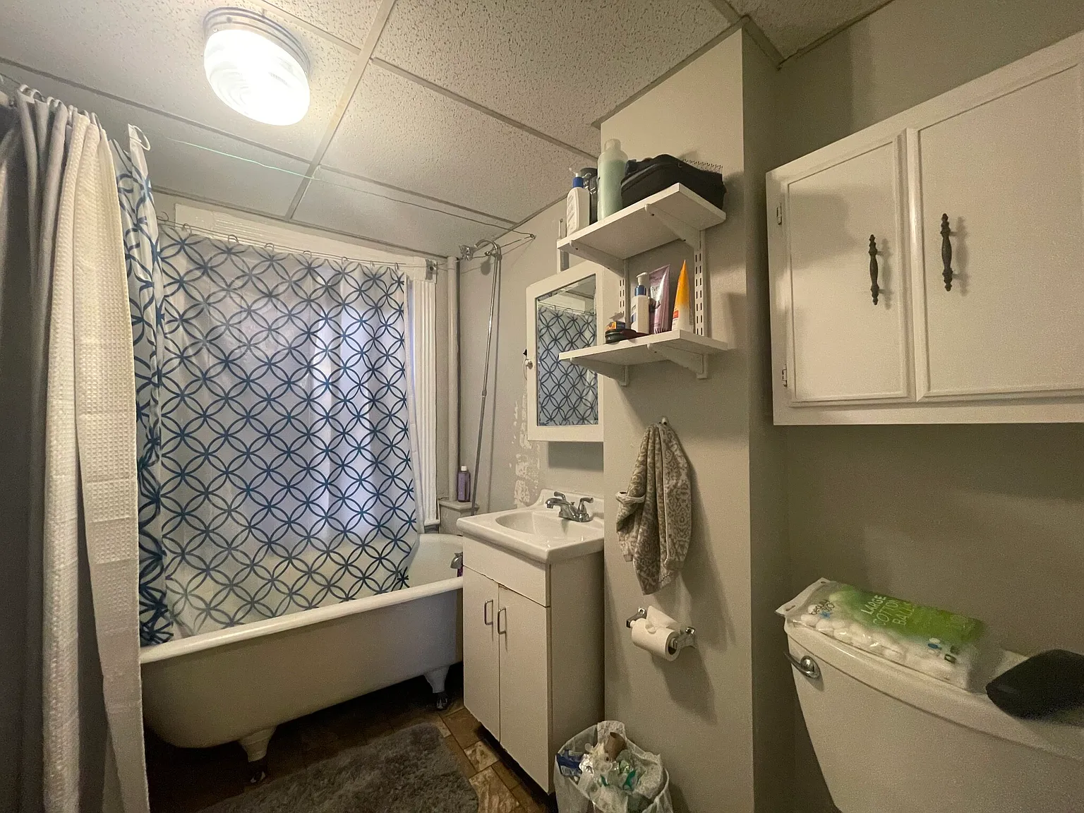 2 bed, 700 sqft, $3,600 — Photo 4