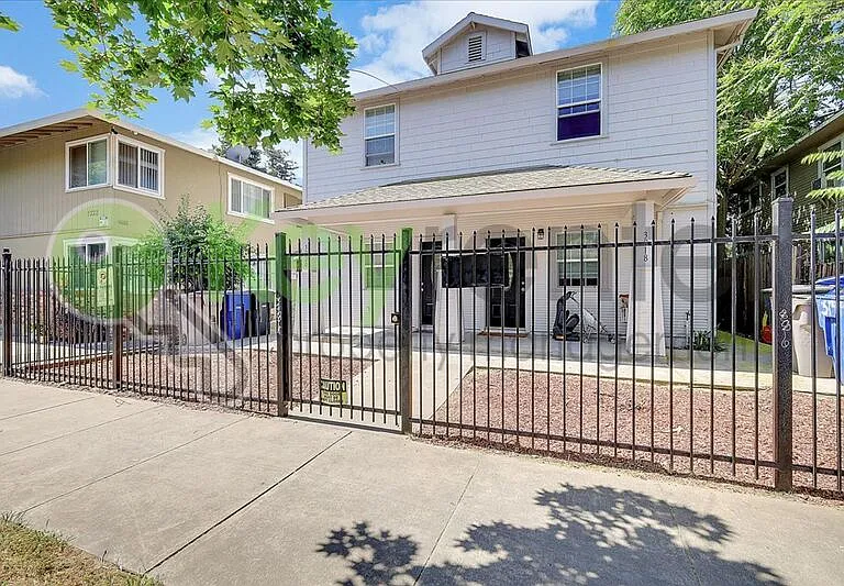 3220 2nd Ave — Photo 29