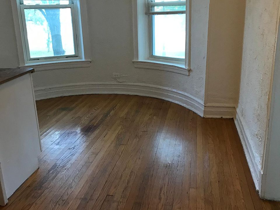 1st image of 1954 N Humboldt Blvd #101