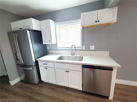 3rd image of 5195 Golden Ln Unit K-b