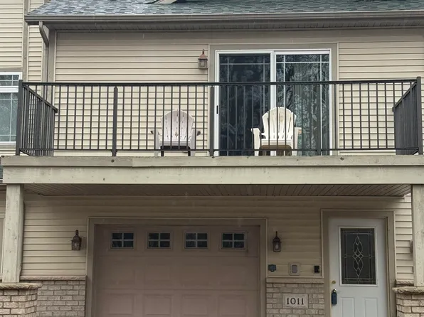 1011 Mallard Way, Marinette, WI 54143