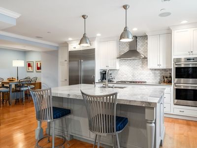 881 E 2nd St #14, South Boston, MA, 02127