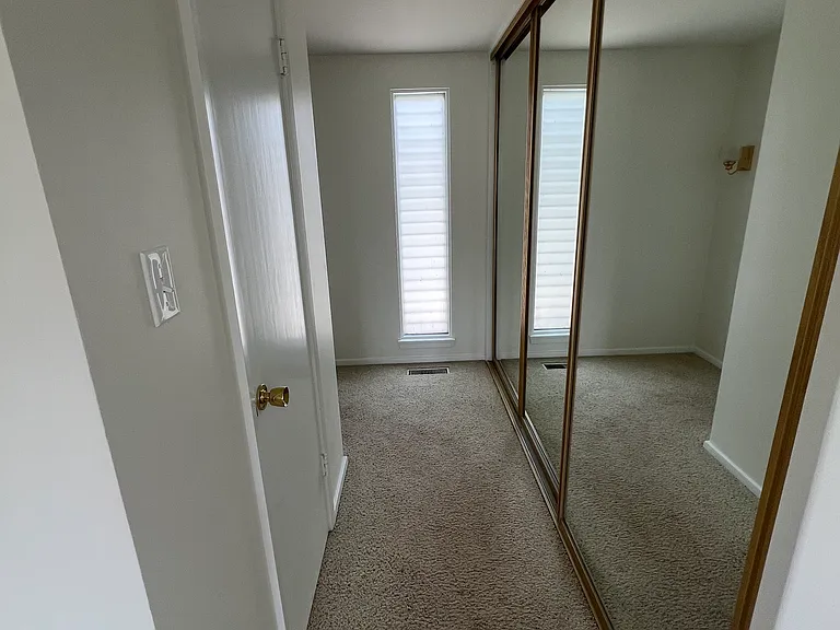MASTER CLOSETS RIGHT