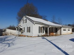 4538 W Old Us Highway 421, Hamptonville, NC 27020