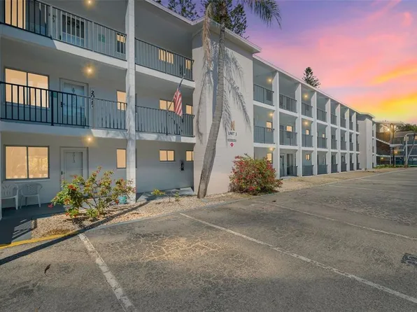 2039 Canal Dr #N33, Bradenton, FL 34207