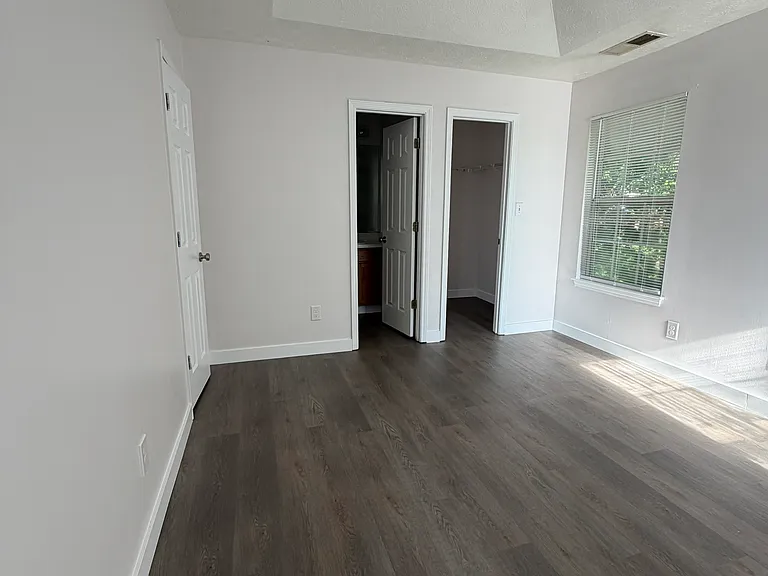 2509 Thorngate Dr — Photo 35