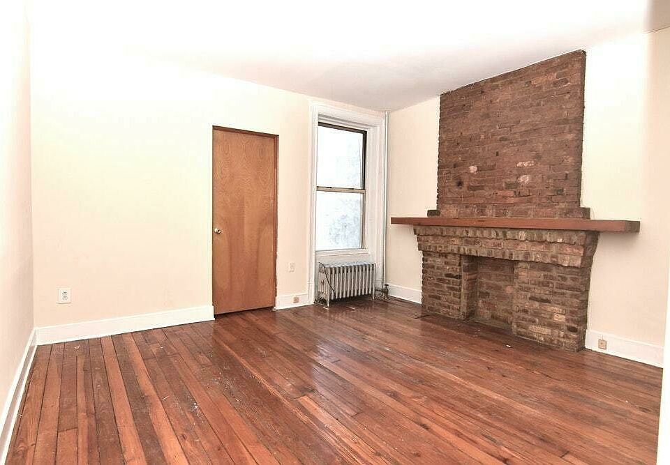 1st image of 437 1st St APT 3C