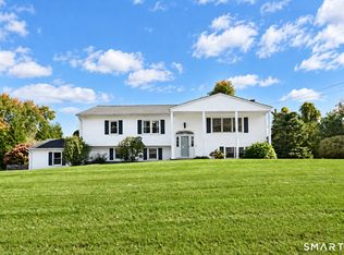 9 Surrey Drive, Brookfield, CT 06804