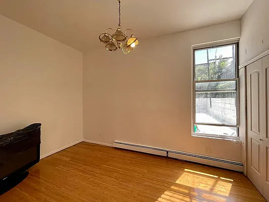 Rented by Mauro Bros Real Estate Services LLC | media 10