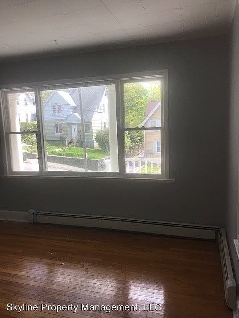 2nd image of 43 Winchester St