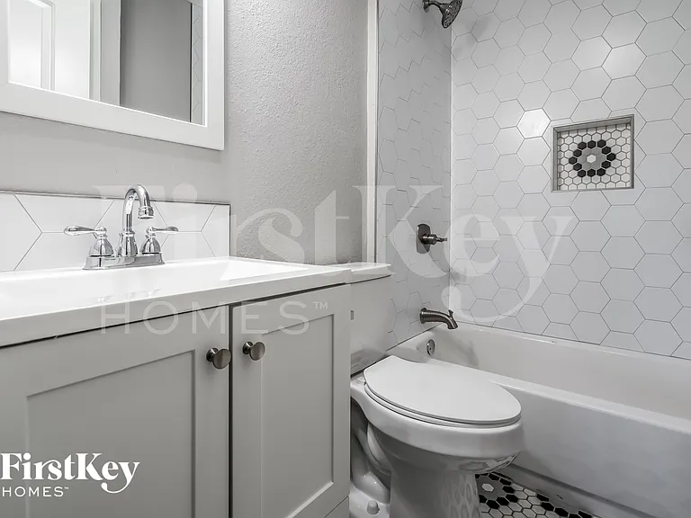 1105 Quebec Dr — Photo 11