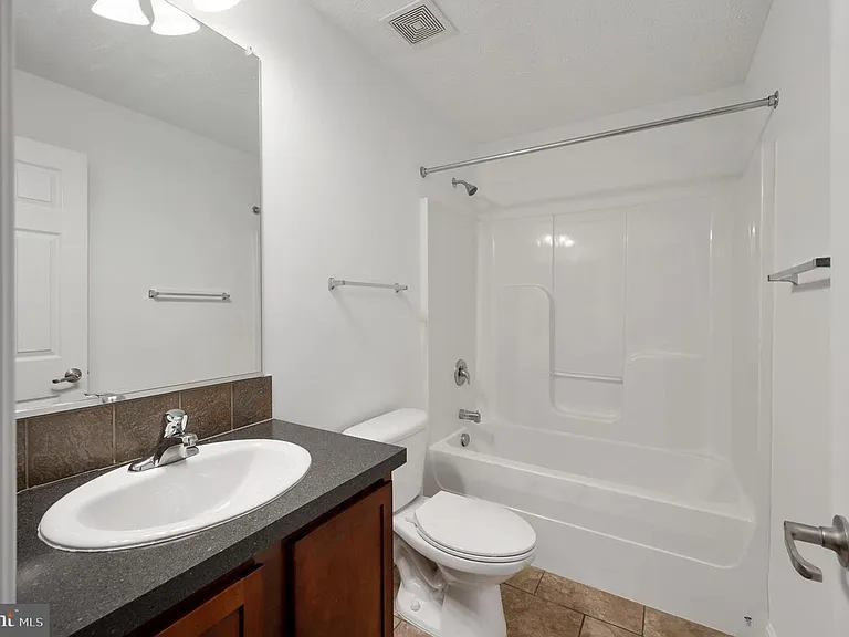 259 Olympic Dr — Photo 34