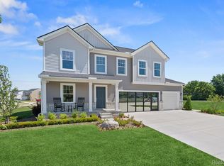 34433 Sandpiper Ct, Chesterfield, MI 48047