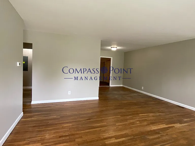 1885 Dunkirk Dr — Photo 2