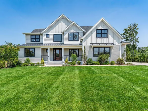 7 Sea Crest Court, Jamesport, NY 11947