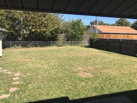 4th image of 579 Ferguson Dr