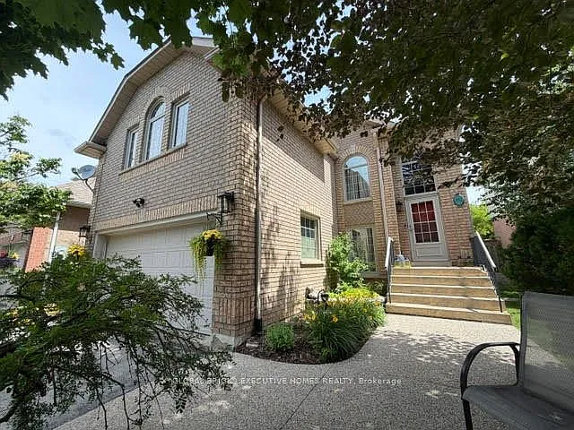162 Boulding Ave — Photo 1
