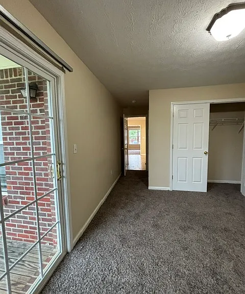 101 Braxton Ct #D — Photo 10