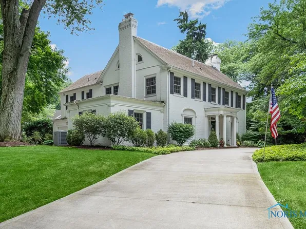 3861 Brookside Rd, Toledo, OH 43606