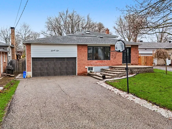 24 Maple Ave W, New Tecumseth, ON L0G 1A0