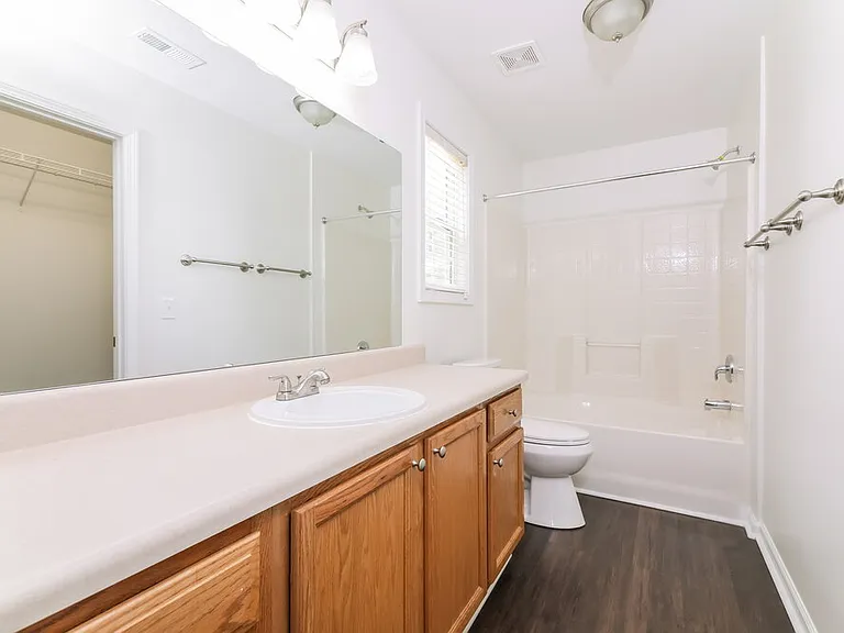 3600 Saguaro Ct — Photo 11