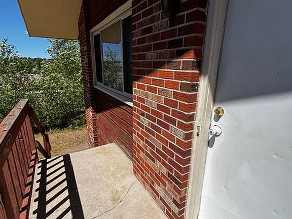 4th image of 406 Hacker Ct APT 1