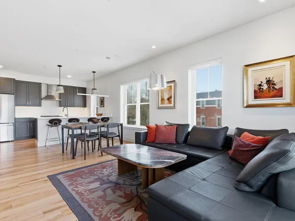 65 McAuley Way #406, Portland, ME 04103