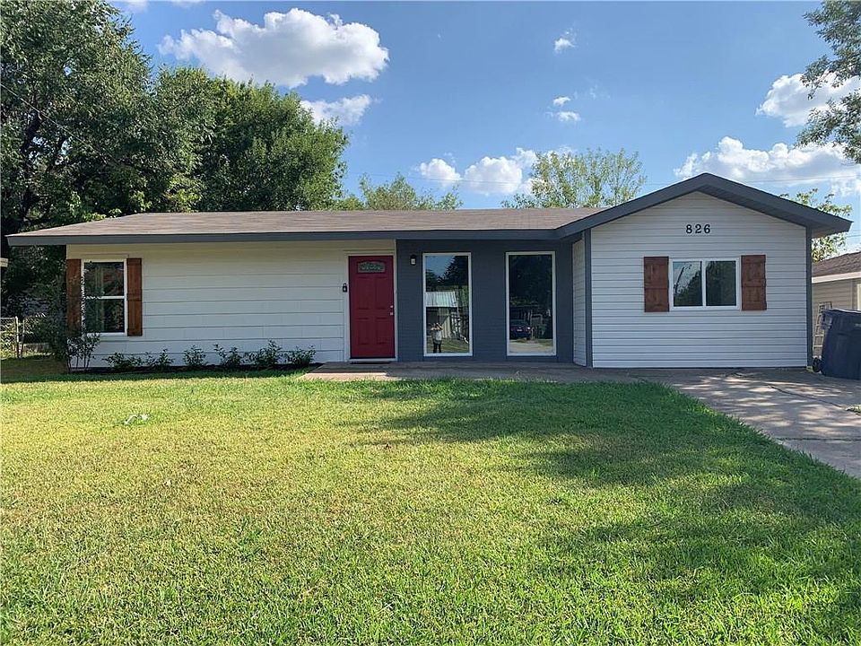 1st image of 826 E Vista Dr