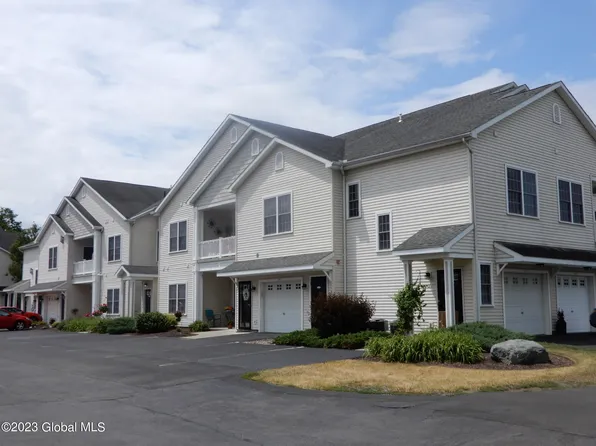 205 North Ridge Estates, Troy, NY 12182