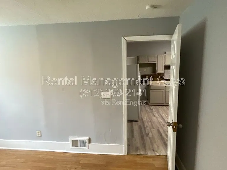 2931 Bryant Ave N #2 — Photo 30