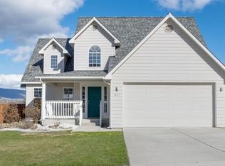 807 Willowbrook Dr, Wenatchee, WA 98801