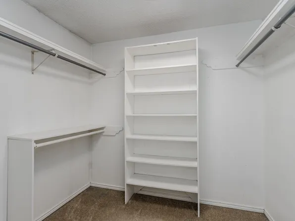 2517 Rosewood Dr, Mesquite, TX 75150