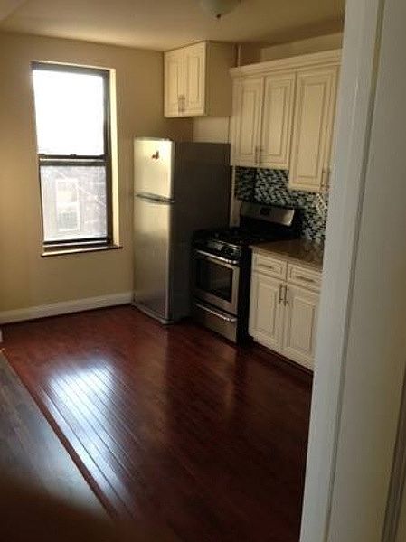 1st image of 820 Wyckoff Ave APT 1