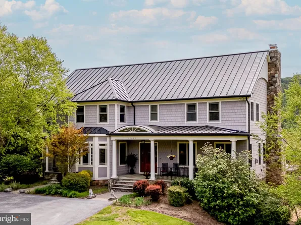 12061 Catoctin Farm Ln, Lovettsville, VA 20180