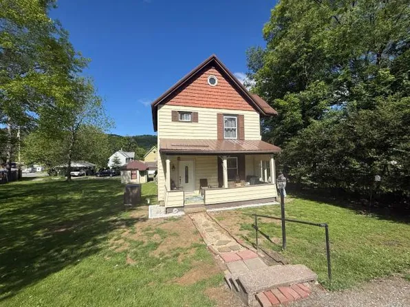 127 Kane St, Wilcox, PA 15870