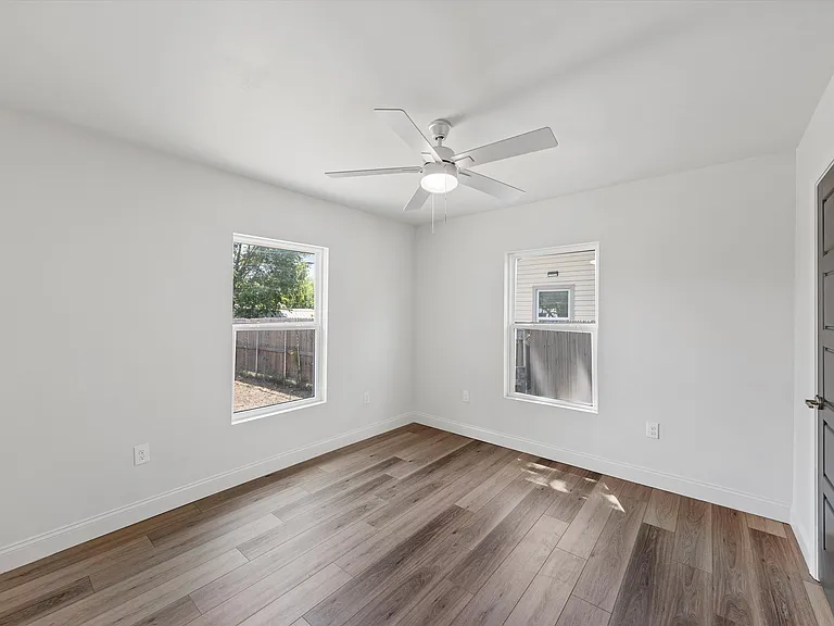 4012 Ethel Ave — Photo 12