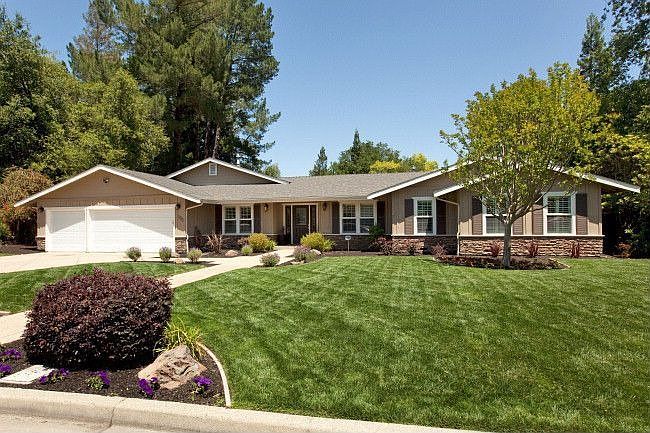 1st image of 106 Romero Cir
