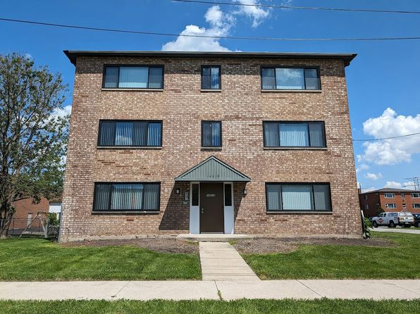 14019 Kilpatrick Ave APT 2S