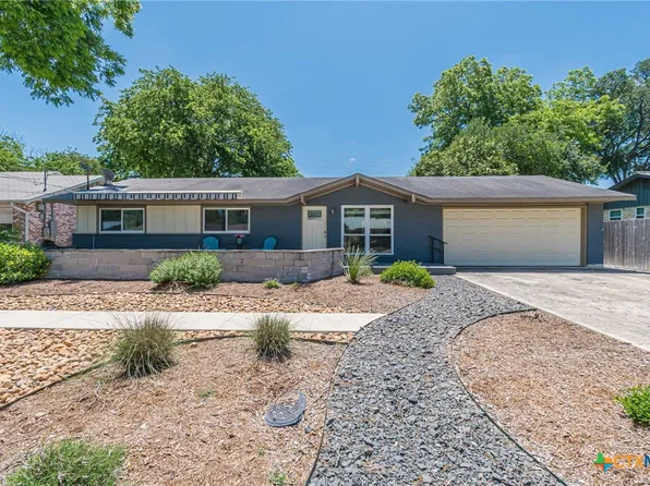 369 Inspiration Dr, New Braunfels, TX 78130