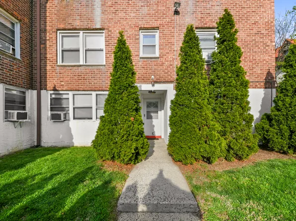 79 N Broadway, White Plains, NY