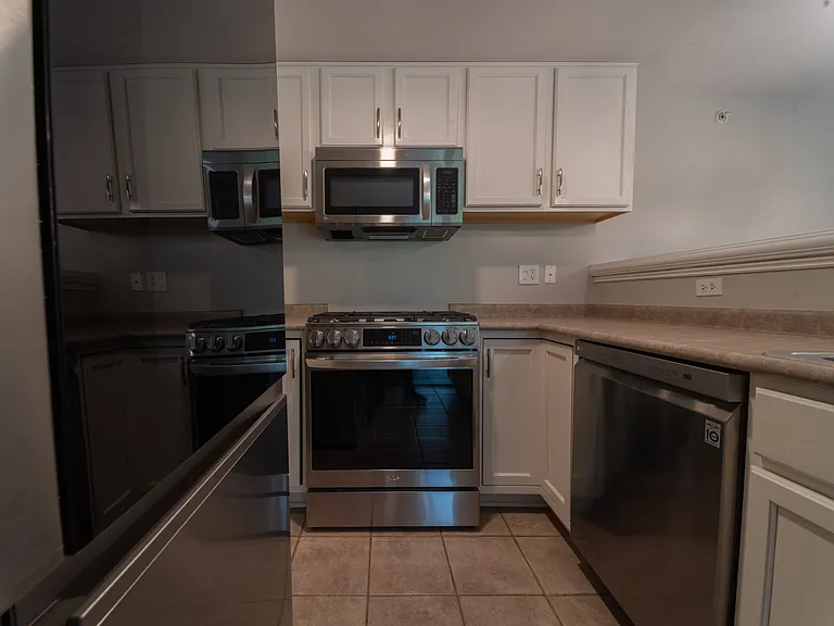 1111 Burlington Ave #215 — Photo 11