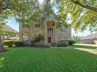 5111 Cove Crk, Cove, TX 77523
