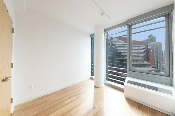 Rented by Two Trees | media 91