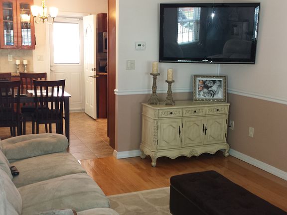 4th image of 7718 250th St