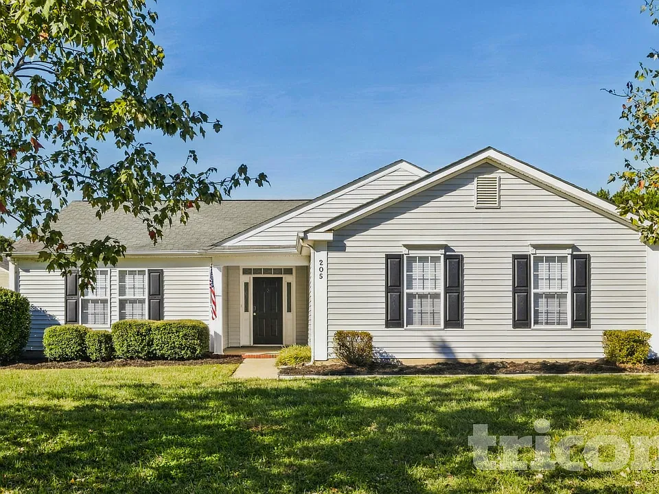 205 Brookstone Dr